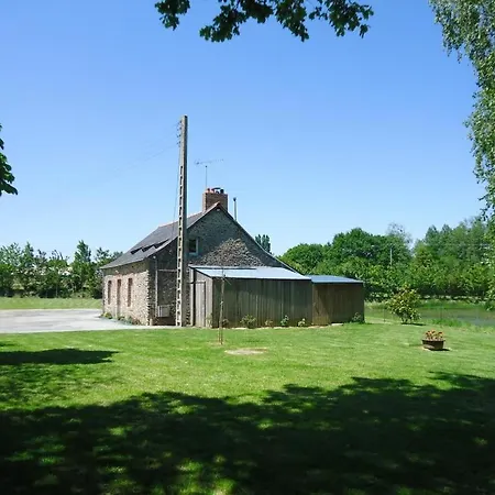 Сasa de vacaciones Le Bas Pineau Loiron-Ruille