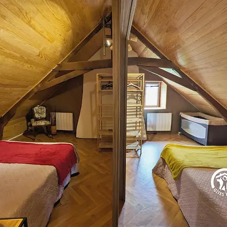 Le Bas Pineau بيت للعطل *