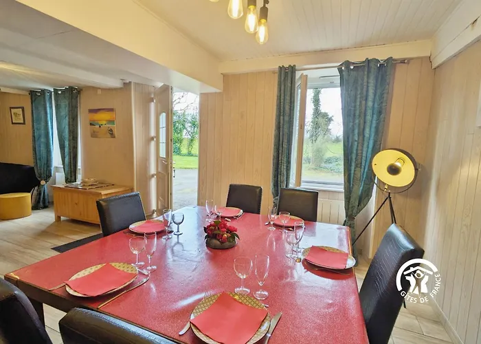 בית נופש Le Bas Pineau *