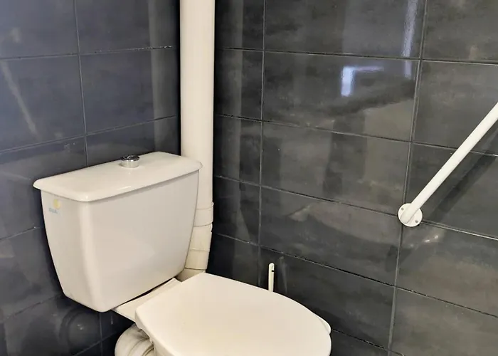 בית נופש Le Bas Pineau *